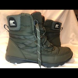 Green Sorel Boots, womens size 10